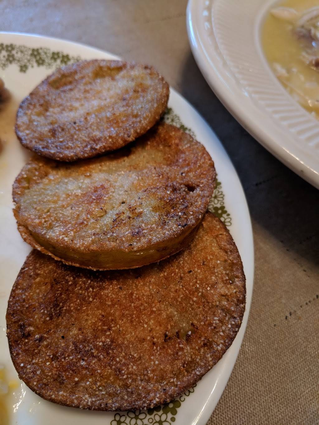 EBs Bar-B-Que | restaurant | 2516 Laburnum Ave, Charlotte, NC 28205, USA | 7043331408 OR +1 704-333-1408