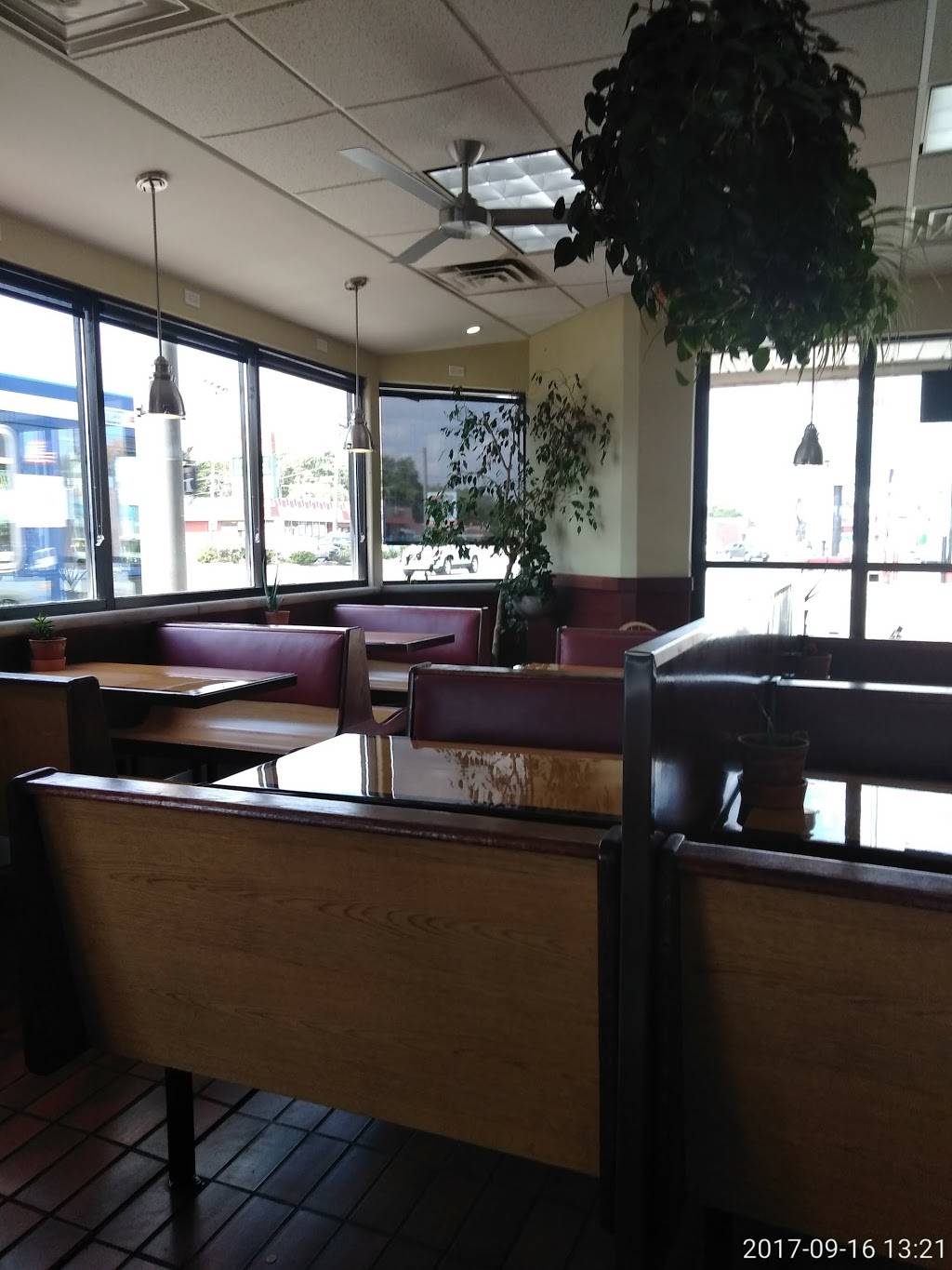 Taco Patio | restaurant | 4018 Butterfield Rd, Bellwood, IL 60104, USA | 7085441112 OR +1 708-544-1112