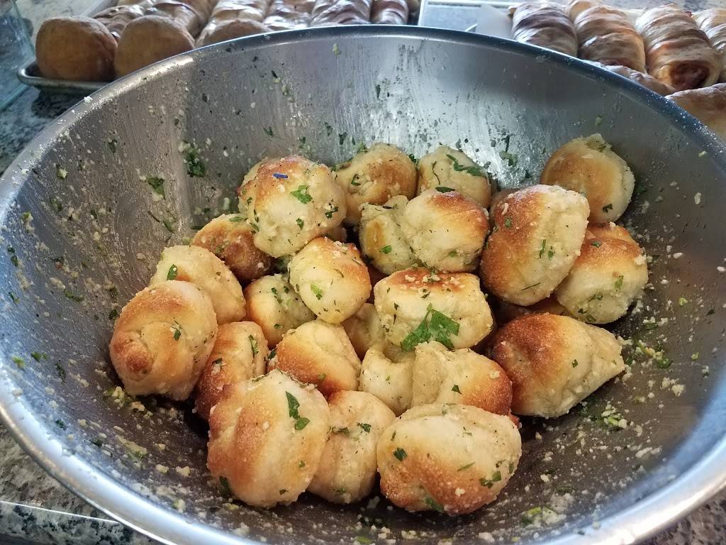 Portofino Pizza | restaurant | 55 Gunton Pl suite 1, Staten Island, NY 10309, USA | 7189668700 OR +1 718-966-8700