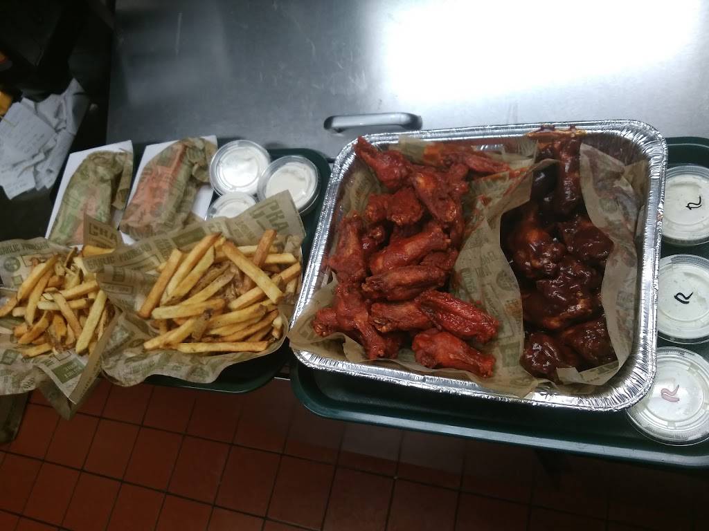 Wingstop | restaurant | 7644 City Ave, Philadelphia, PA 19151, USA | 2154779464 OR +1 215-477-9464