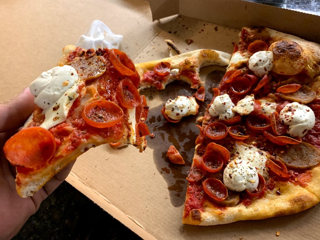 Rotolos Craft & Crust | restaurant | 112 Versailles Blvd Ste A, Alexandria, LA 71303, USA | 3184272550 OR +1 318-427-2550