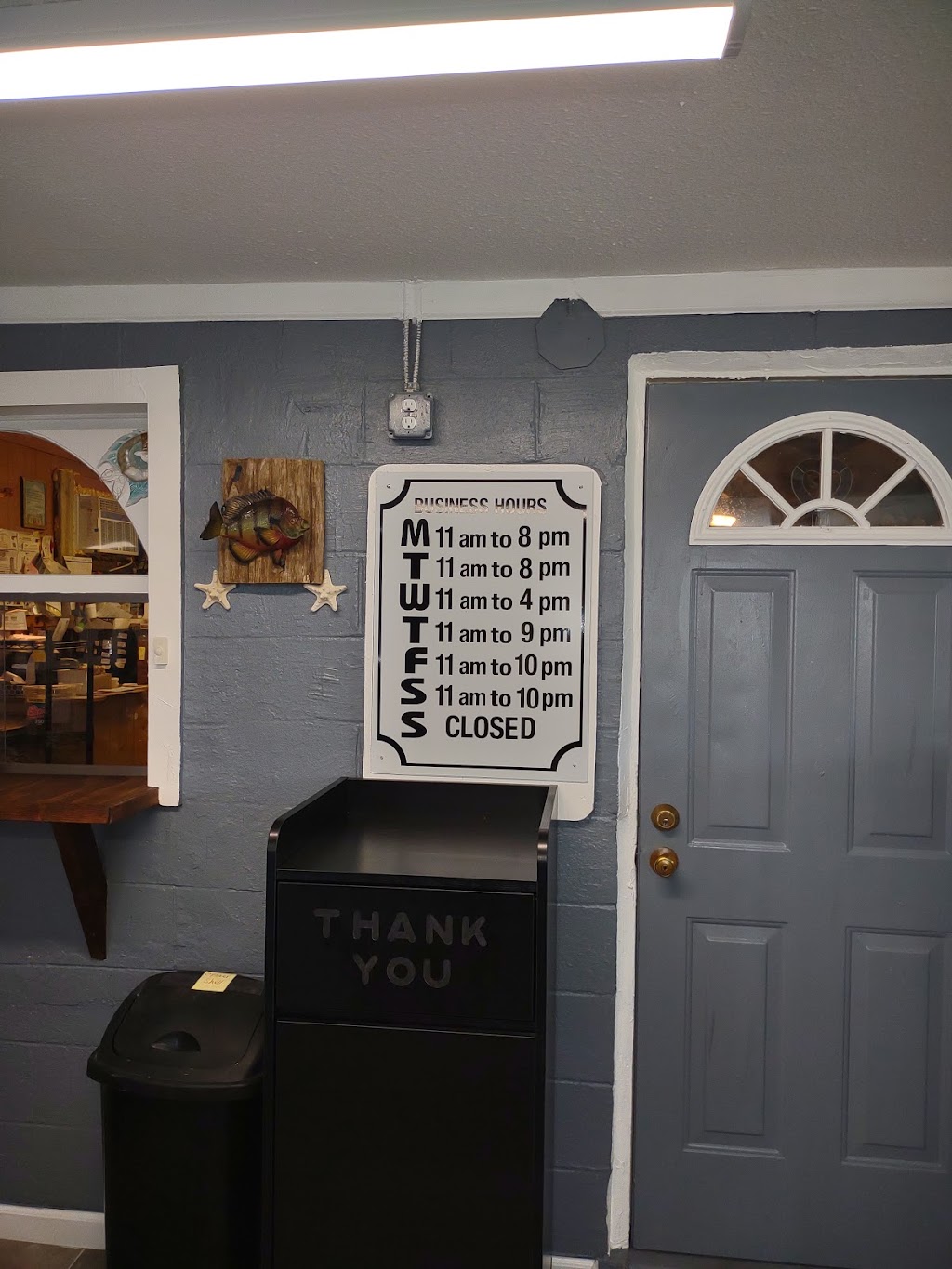 Garrett Oyster Bar | restaurant | 16039 SE River St, Blountstown, FL 32424, USA | 8506744400 OR +1 850-674-4400