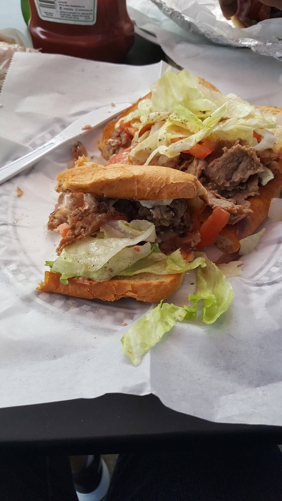 Fresh Greek Grill Beer& Wine | restaurant | 25 University Blvd W, Silver Spring, MD 20901, USA | 3016810070 OR +1 301-681-0070