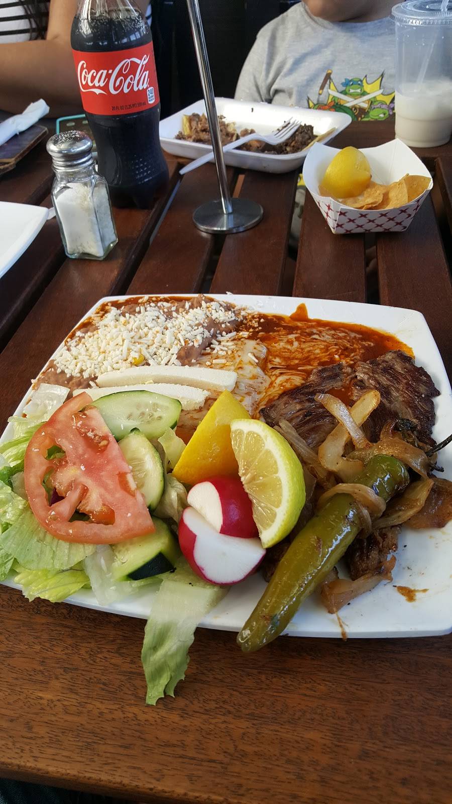 El Paisa Fresh Mexican Grill | restaurant | 2494 Imperial Ave, San Diego, CA 92102, USA | 6196960494 OR +1 619-696-0494