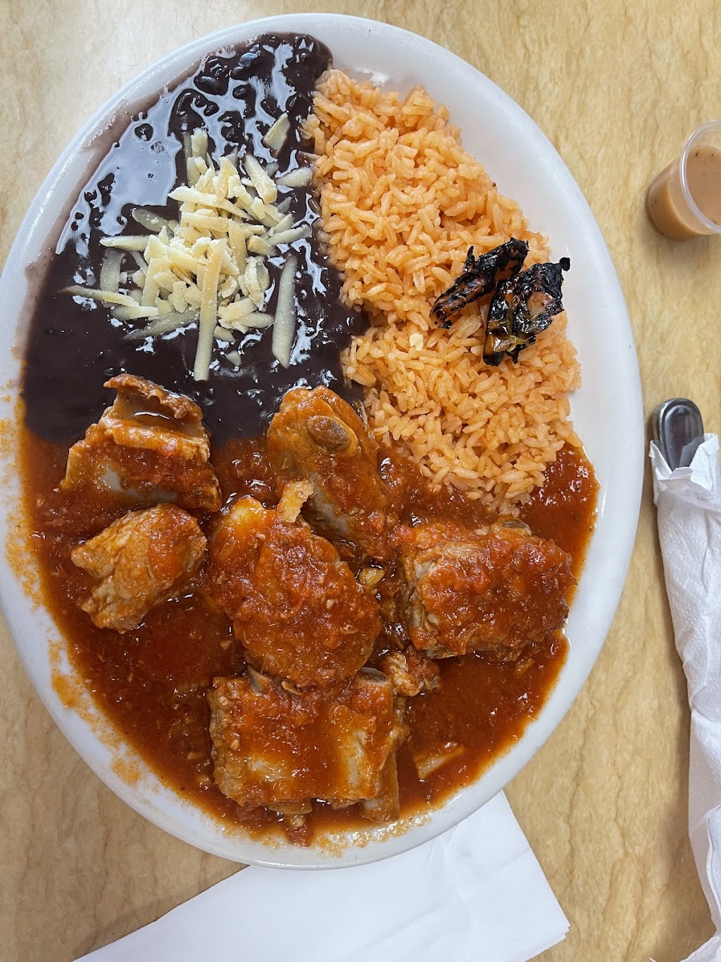 Saboryucateco Mexican Food | restaurant | 303 E Foothill Blvd unit D, Rialto, CA 92376, USA | 9094210963 OR +1 909-421-0963