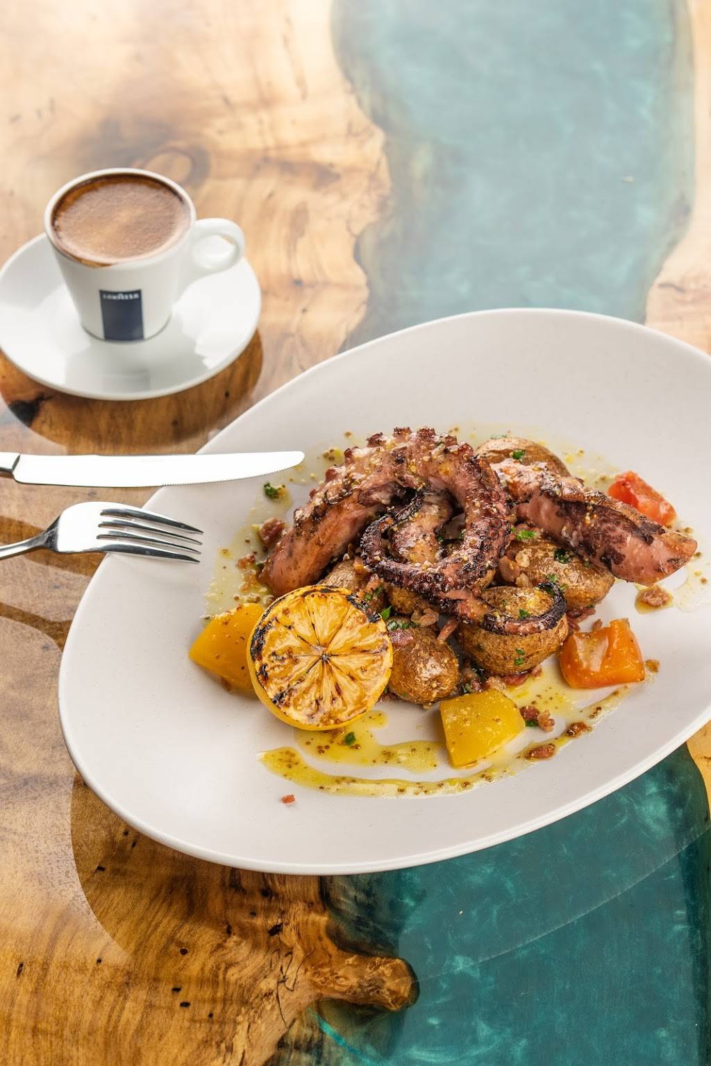 Drift | restaurant | 980 A-6, Cipriana Dr, Myrtle Beach, SC 29572, USA | 8438794758 OR +1 843-879-4758