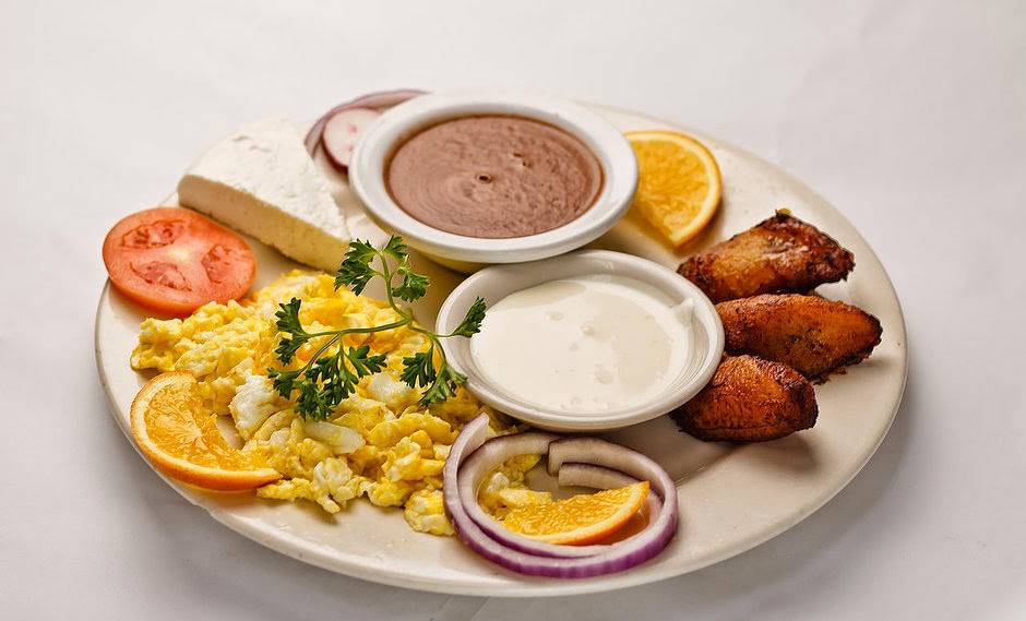 DAISYS GRILL RESTAURANT | restaurant | 8503 Oxon Hill Rd, Fort Washington, MD 20744, USA | 3016861616 OR +1 301-686-1616