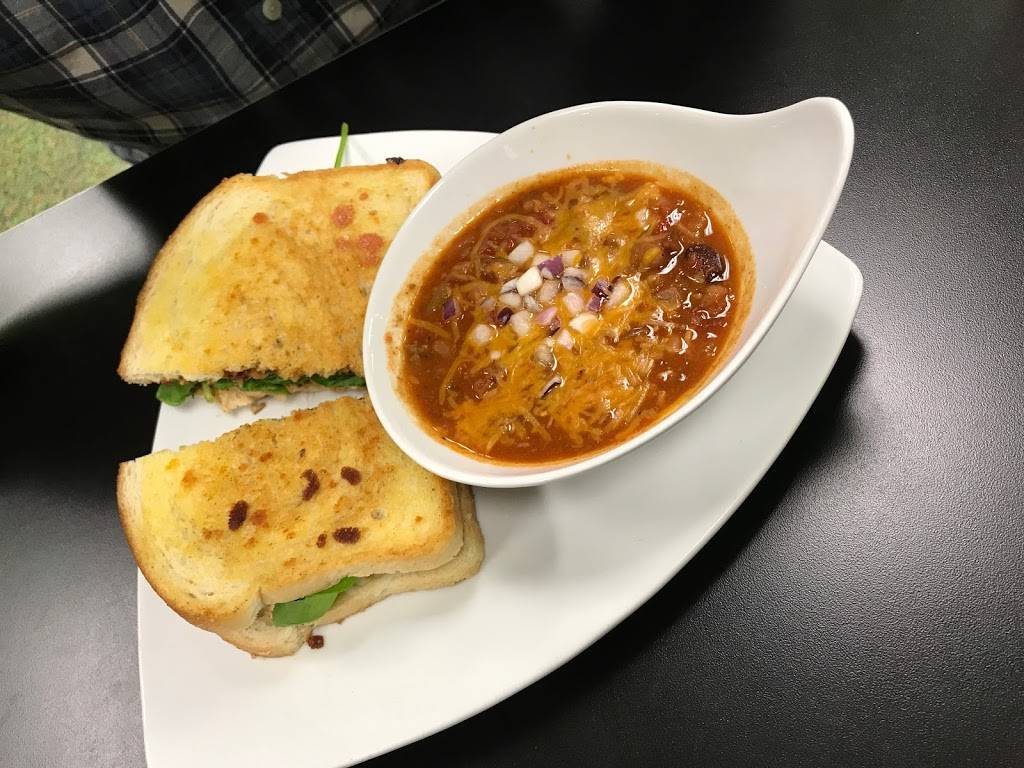 Lettuce Toss It | restaurant | 15934 Los Serranos Country Club Dr, Chino Hills, CA 91709, USA | 9096069995 OR +1 909-606-9995