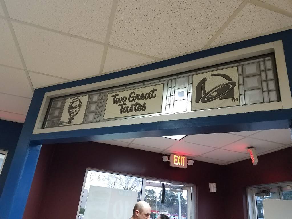 Taco Bell | restaurant | 139 N Battlefield Blvd, Chesapeake, VA 23322, USA | 7574822088 OR +1 757-482-2088