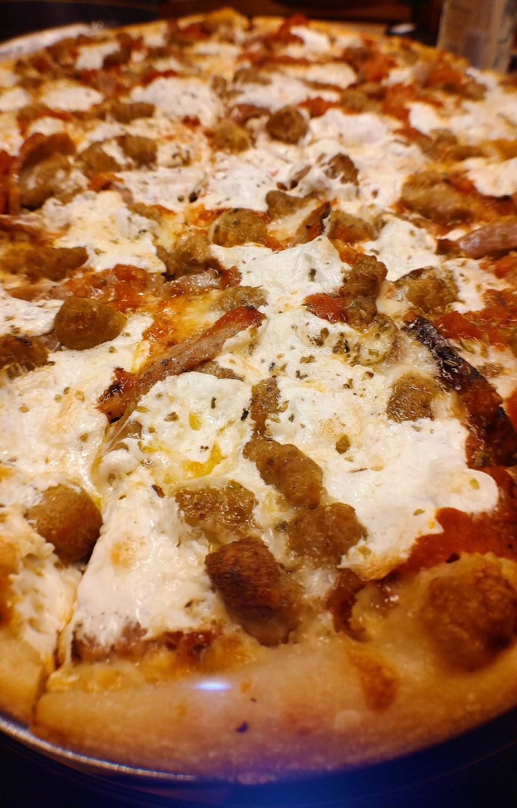 Italy Pizza | restaurant | 800 Manhattan Ave, Brooklyn, NY 11222, USA | 7183839079 OR +1 718-383-9079