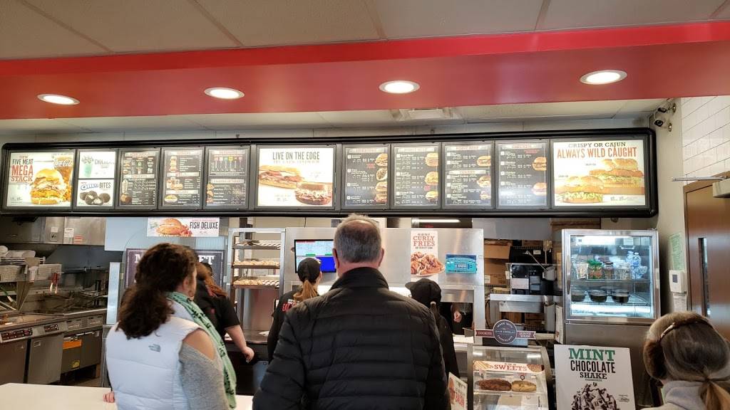 Arbys | restaurant | 1580 N Memorial Dr, Lancaster, OH 43130, USA | 7406537996 OR +1 740-653-7996