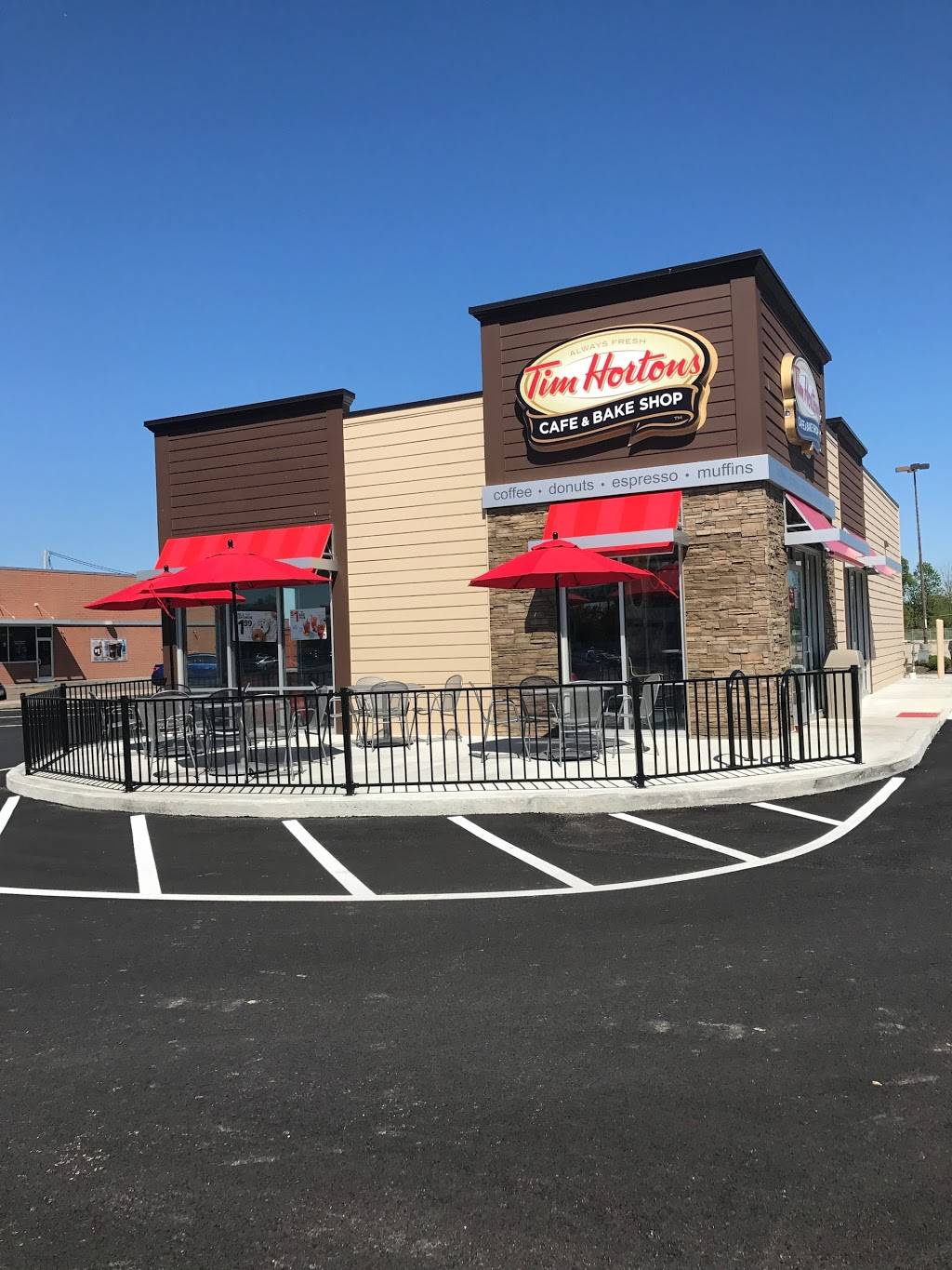 Tim Hortons | restaurant | 2550 S Hamilton Rd UNIT S, Columbus, OH 43232, USA | 6144006259 OR +1 614-400-6259
