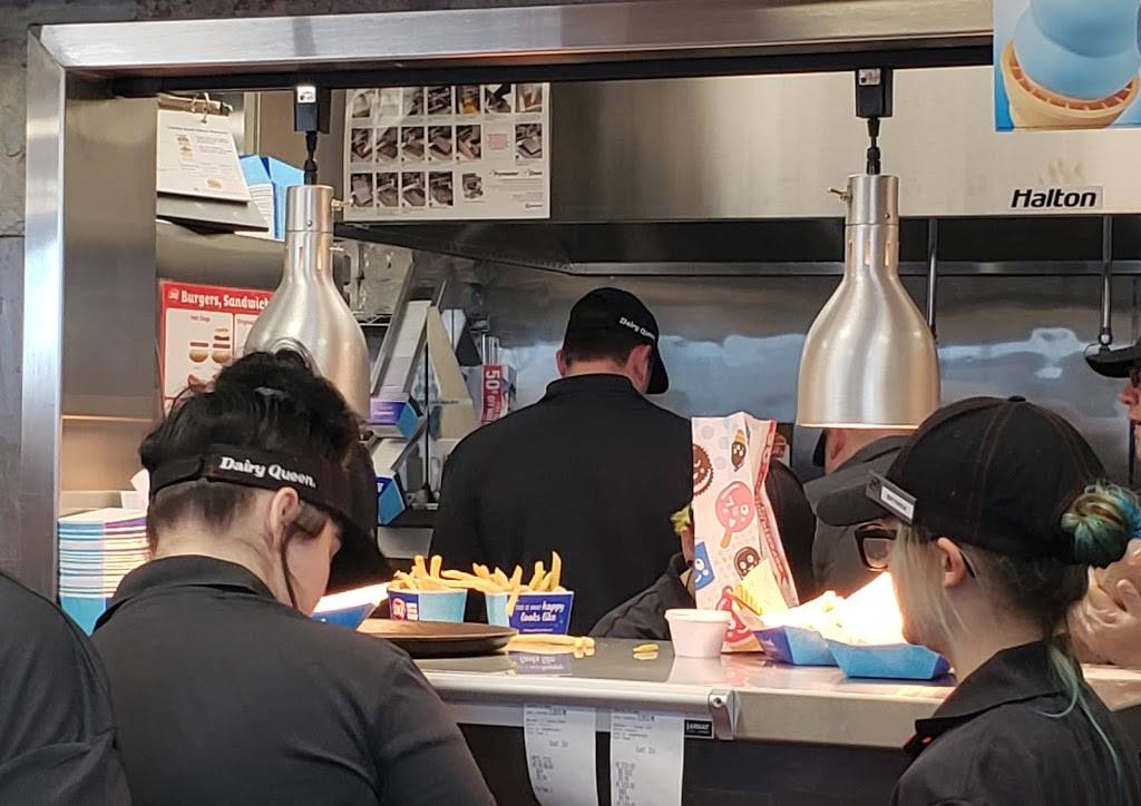 Dairy Queen Grill & Chill | restaurant | 365 Lafayette St, London, OH 43140, USA | 7409561458 OR +1 740-956-1458