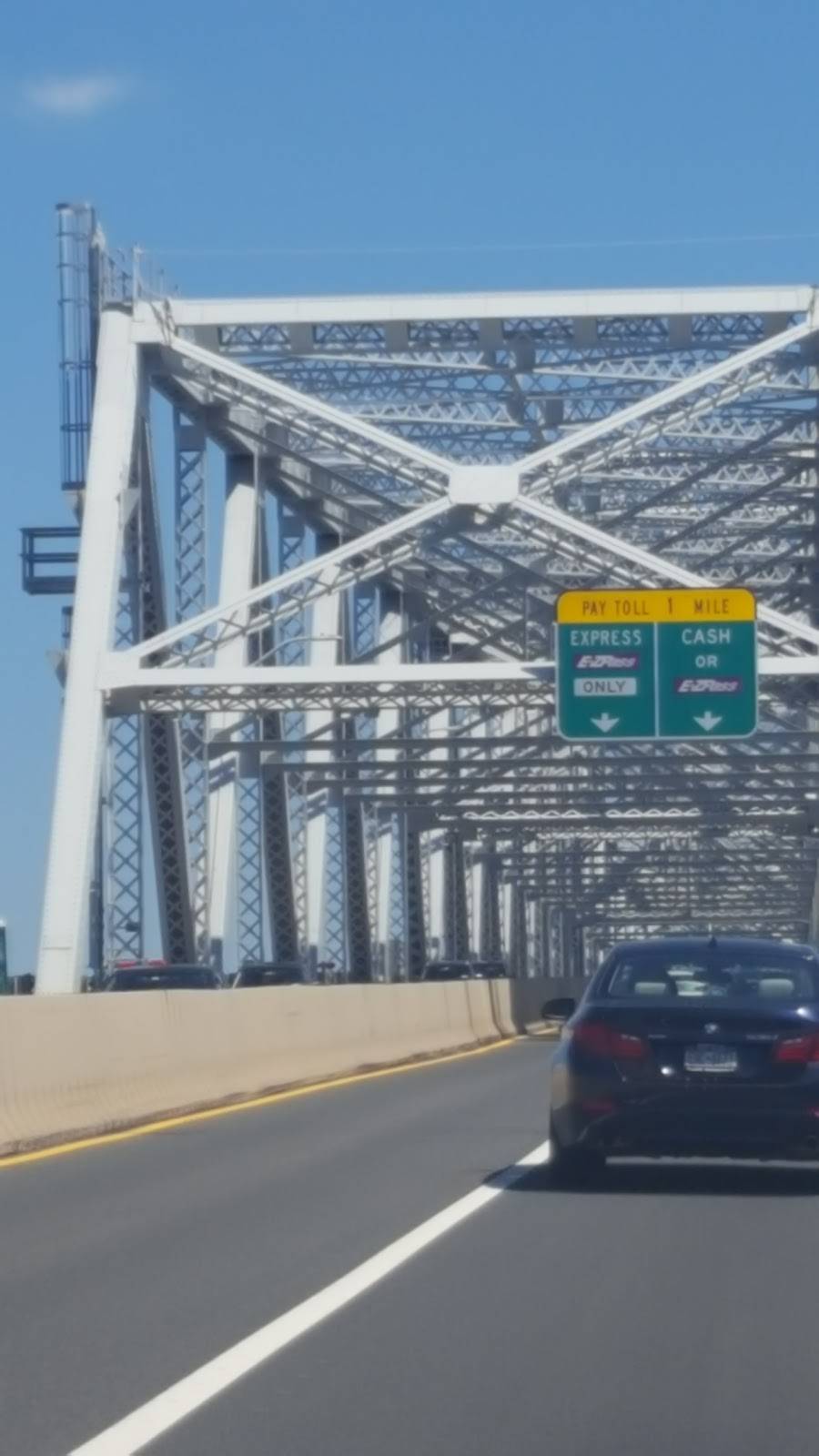 Tiki Island | restaurant | 225 Ellis St, Staten Island, NY 10307, USA | 7189481903 OR +1 718-948-1903