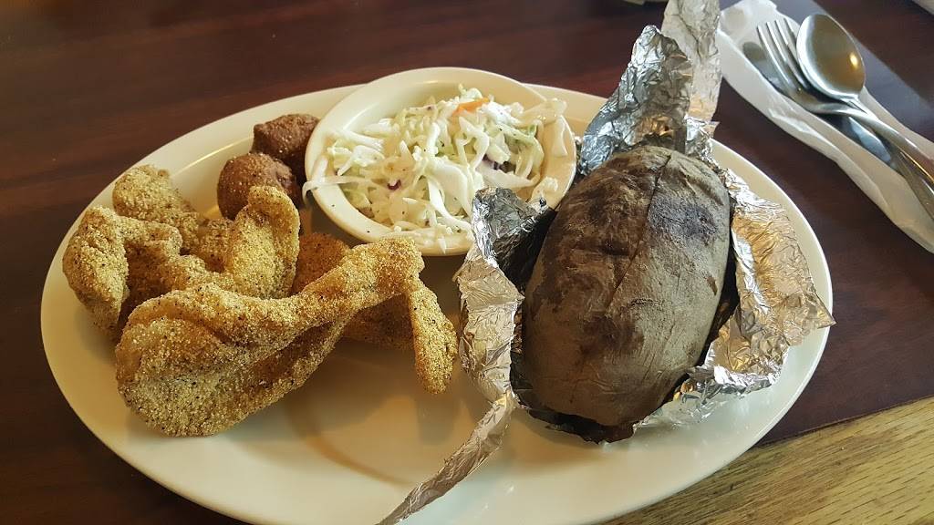 The Tackle Box - Catfish, Seafood, & Southern Home Cooking | restaurant | 2700 US-259 BUS, Kilgore, TX 75662, USA | 9032185401 OR +1 903-218-5401