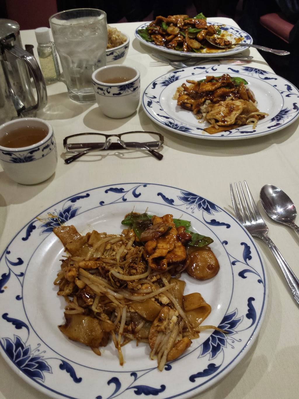 Lees Kitchen | meal takeaway | Layhill Shopping Center, 14448 Layhill Rd, Silver Spring, MD 20906, USA | 3015984810 OR +1 301-598-4810