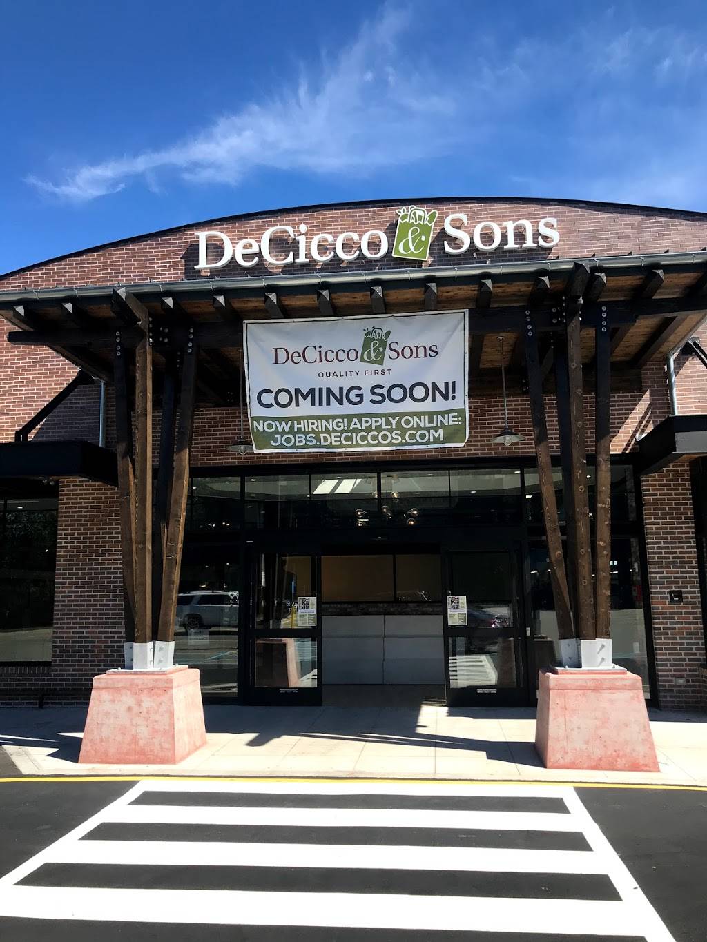 DeCicco & Sons Eastchester | bakery | 777 White Plains Rd, Eastchester, NY 10583, USA | 9147043220 OR +1 914-704-3220