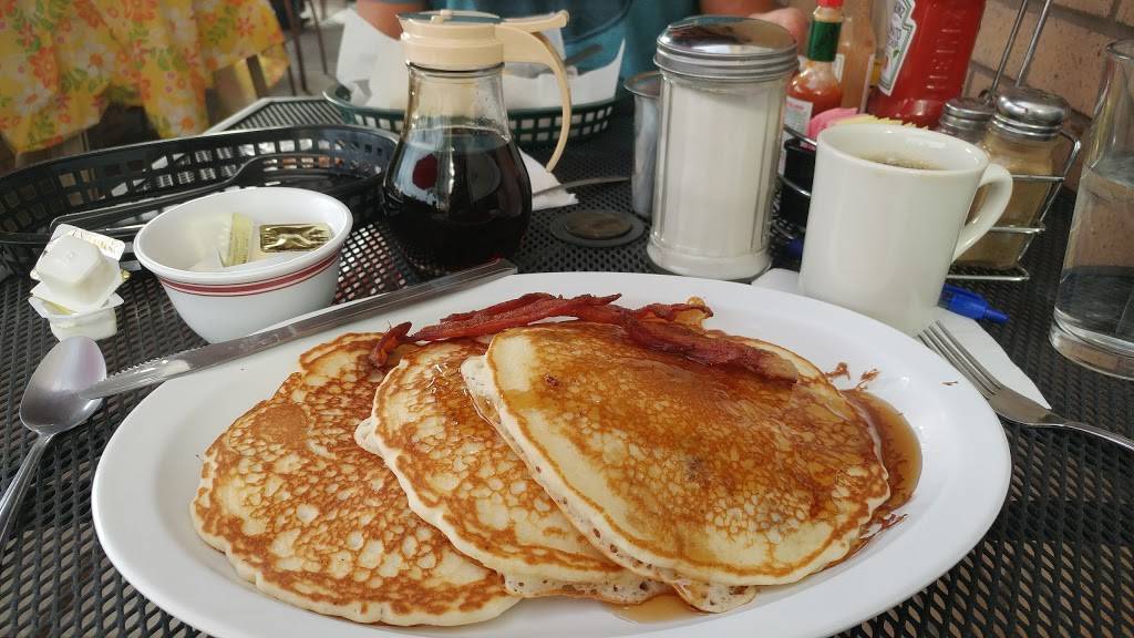 Temptations Cafe | cafe | 8322 E McDowell Rd #107, Scottsdale, AZ 85257, USA | 4809472198 OR +1 480-947-2198