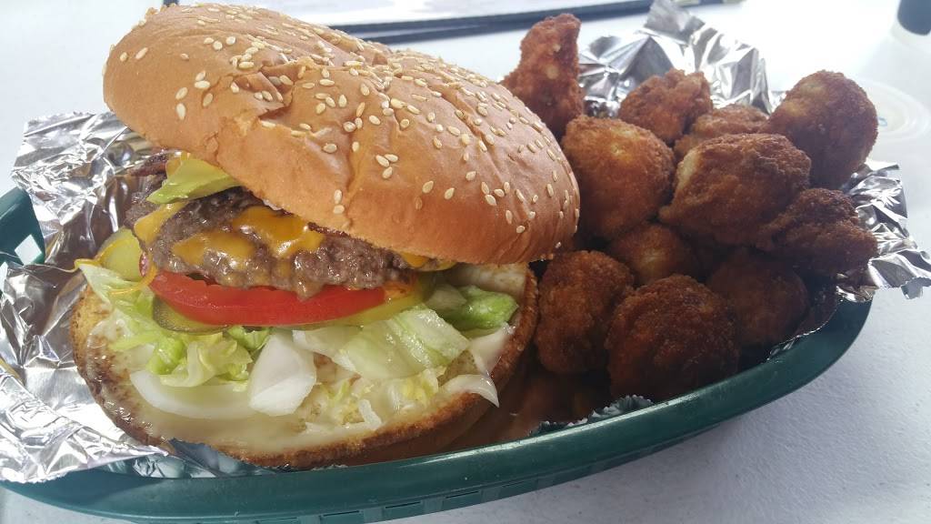 RWs Hamburger House | restaurant | 2200 E Parks Hwy, Wasilla, AK 99654, USA | 9073572300 OR +1 907-357-2300