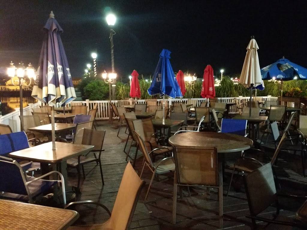 Reel | restaurant | 1 Main St, East Rockaway, NY 11518, USA | 5163417222 OR +1 516-341-7222