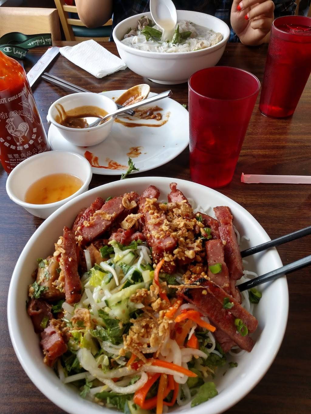 5 Lua Pho | restaurant | 6261 McCormick Blvd, Chicago, IL 60659, USA | 7735090909 OR +1 773-509-0909
