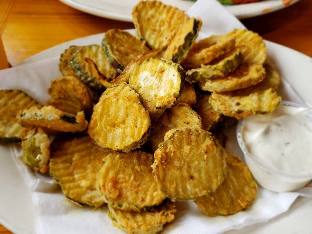 Yak-Zies Wrigleyville | restaurant | 3710 N Clark St, Chicago, IL 60613, USA | 7735259200 OR +1 773-525-9200