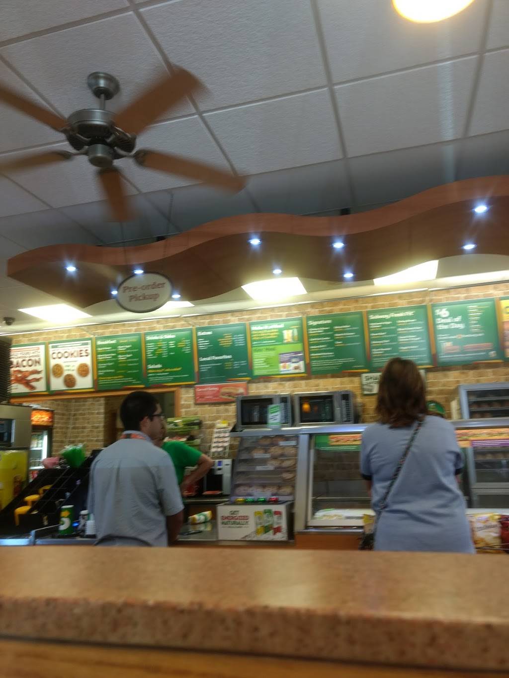 Subway | meal takeaway | 740 Elm St E, Annandale, MN 55302, USA | 3202747100 OR +1 320-274-7100