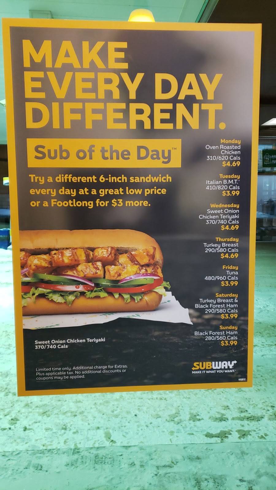 Subway | restaurant | Esso Gas/Convenience Store, 952 McGill St, Hawkesbury, ON K6A 1R6, Canada | 6136322562 OR +1 613-632-2562