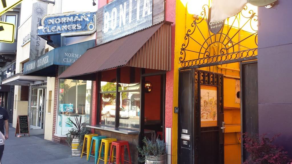 Bonita Taqueria and Rotisserie | restaurant | 2257 Chestnut St, San Francisco, CA 94123, USA | 4158015599 OR +1 415-801-5599