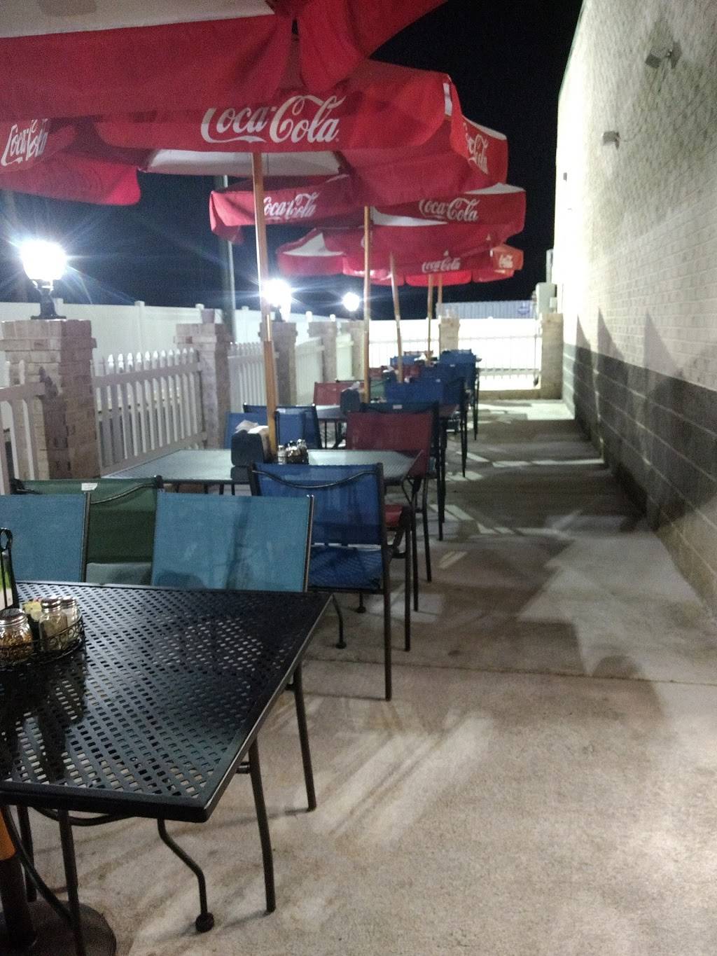 Elizabeths Pizza Express | restaurant | 3779 NC-8, Lexington, NC 27292, USA | 3362371345 OR +1 336-237-1345