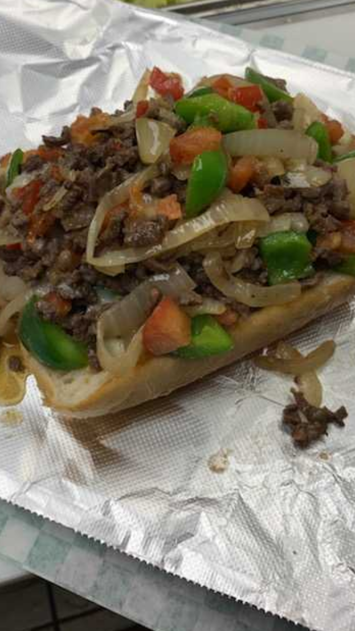 Tommys Philly Steak | restaurant | 2574 Broadway, Gary, IN 46407, USA | 2199510312 OR +1 219-951-0312