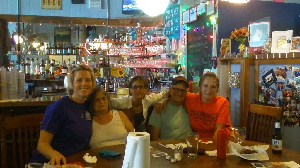 Good Fellas Seafood Hut & Bar | restaurant | 4505 US-17, North Myrtle Beach, SC 29582, USA | 8432723079 OR +1 843-272-3079