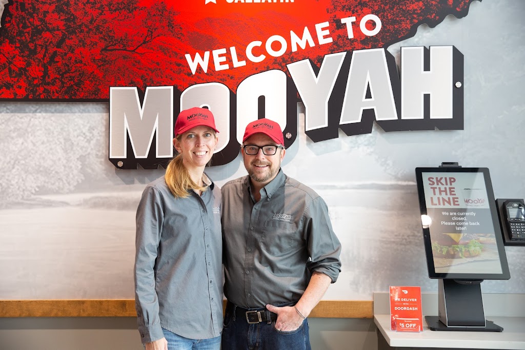 MOOYAH Burgers, Fries & Shakes | meal takeaway | 207 Maharris Dr Ste C-D, Gallatin, TN 37066, USA | 6159891848 OR +1 615-989-1848