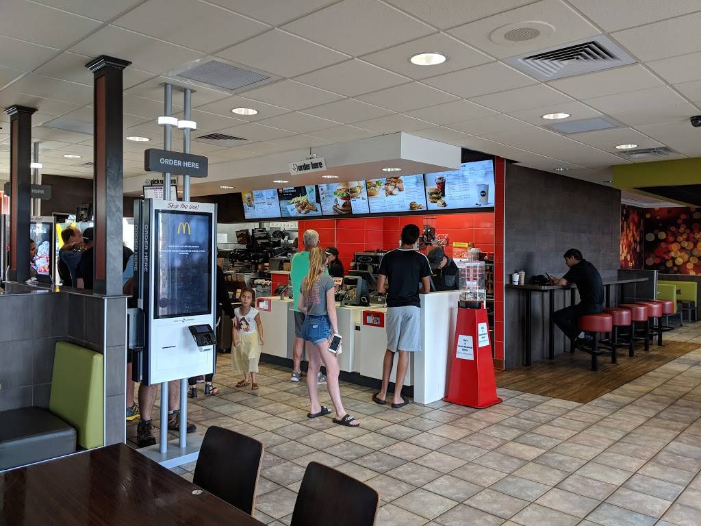 McDonalds | cafe | 3480 E Lake Rd S, Palm Harbor, FL 34685, USA | 7277891910 OR +1 727-789-1910