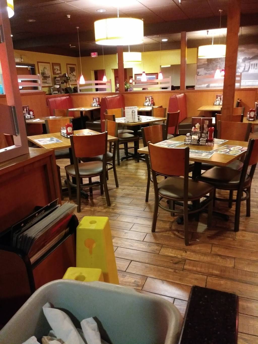 Dennys | restaurant | 434 Eastern Pkwy, Louisville, KY 40217, USA | 5026362538 OR +1 502-636-2538