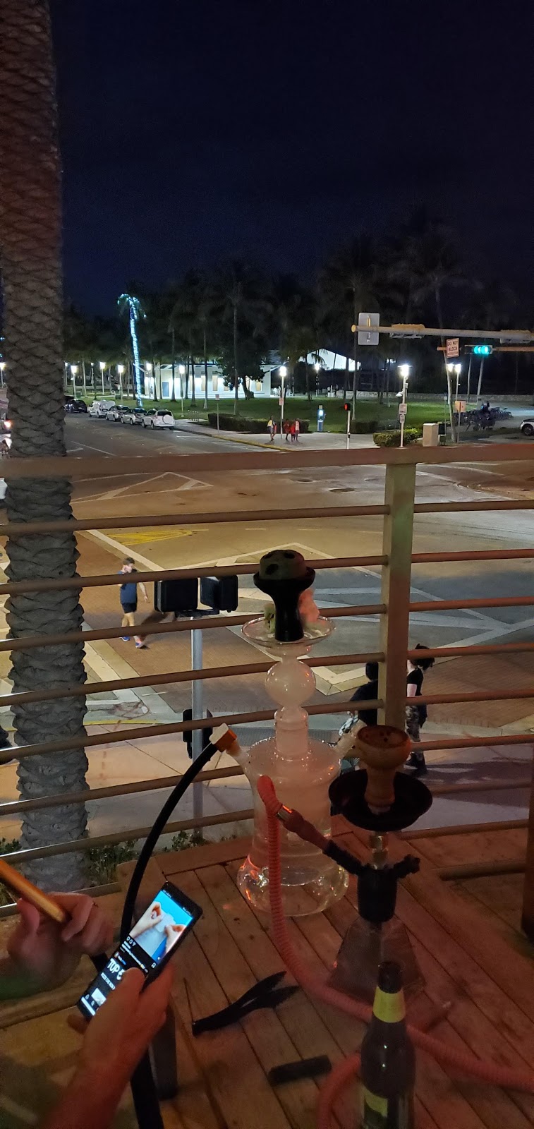 Hookah | restaurant | 448 Ocean Dr, Miami Beach, FL 33139, USA | 3053978100 OR +1 305-397-8100