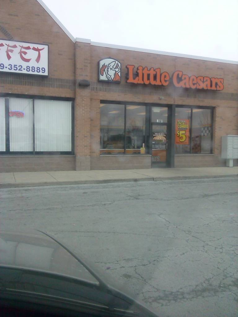 Little Caesars Pizza | meal takeaway | 1068 N Main St, Bowling Green, OH 43402, USA | 4193523355 OR +1 419-352-3355