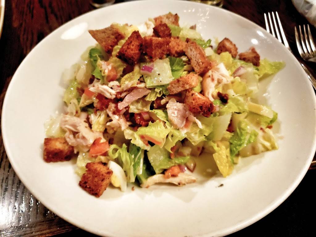 Lady Gregorys Irish Bar & Restaurant | restaurant | 5260 N Clark St, Chicago, IL 60640, USA | 7732715050 OR +1 773-271-5050