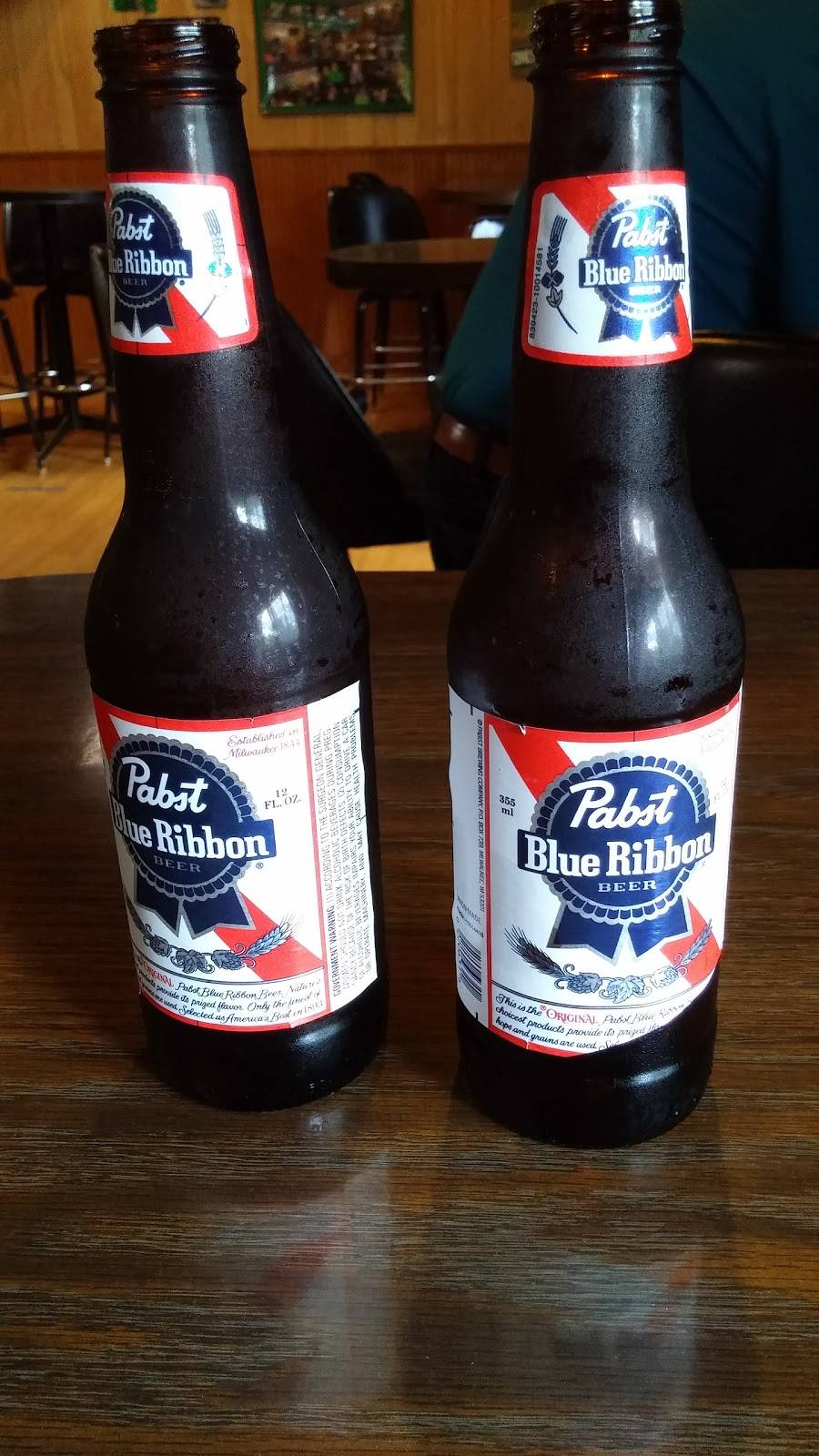 Mug-Zs Pub & Grille | restaurant | W194S7060 Hillendale Dr, Muskego, WI 53150, USA | 2626795455 OR +1 262-679-5455