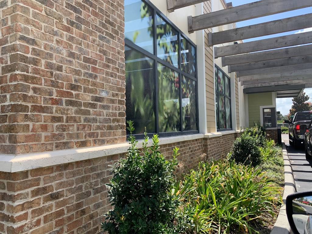 Starbucks | cafe | 305 E Mitchell Hammock Rd, Oviedo, FL 32765, USA | 4076254508 OR +1 407-625-4508