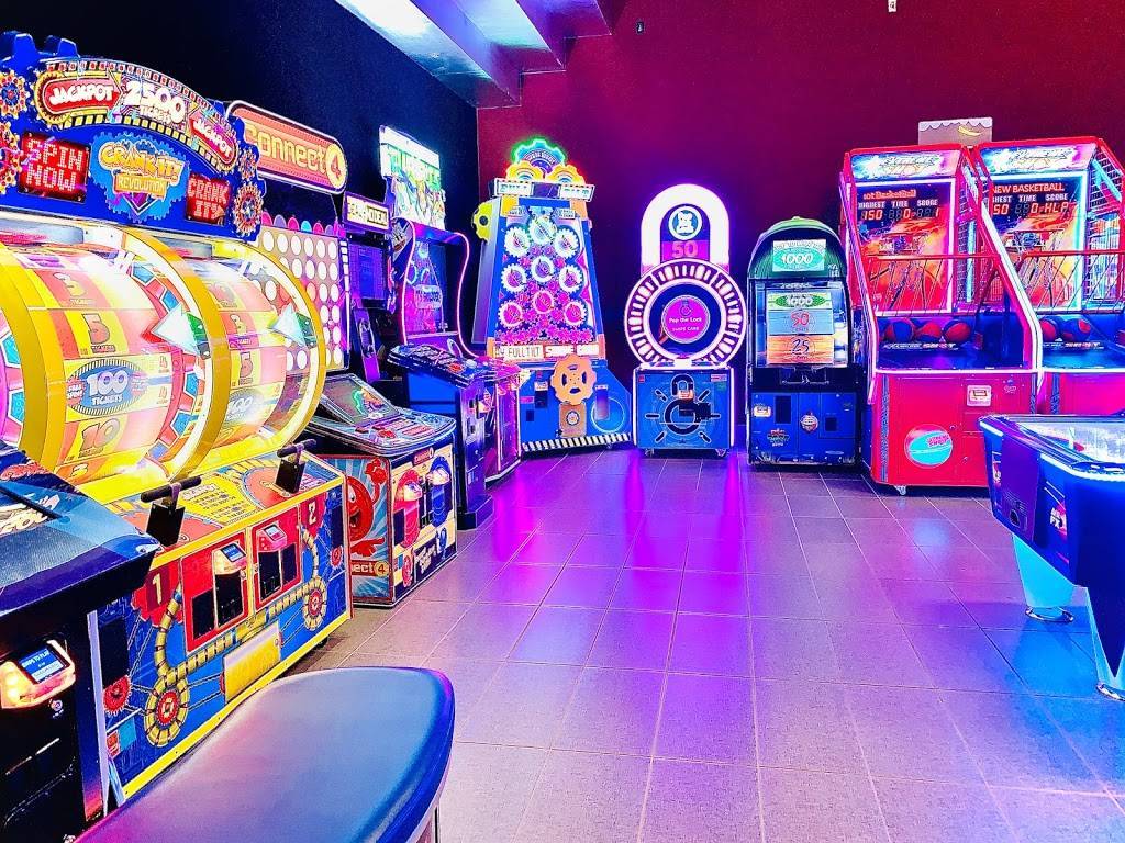 Cinemark San Antonio 16 | meal takeaway | 5063 Loop 410 N.W, San Antonio, TX 78229, USA | 2105229660 OR +1 210-522-9660