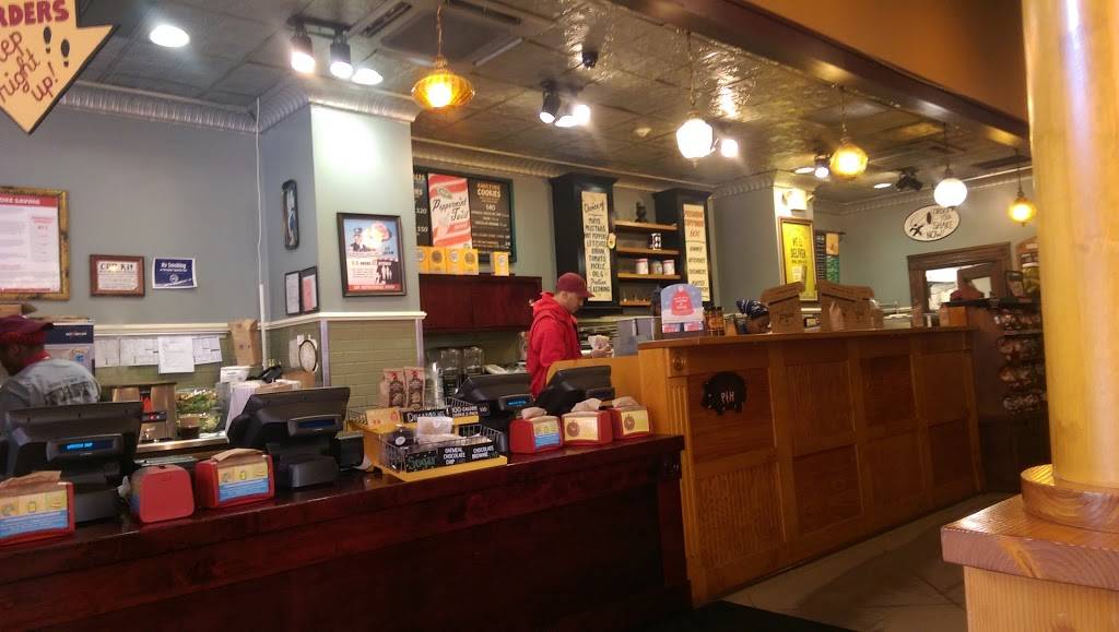 Potbelly Sandwich Shop | restaurant | 90 Broad St g103, New York, NY 10004, USA | 6462894211 OR +1 646-289-4211