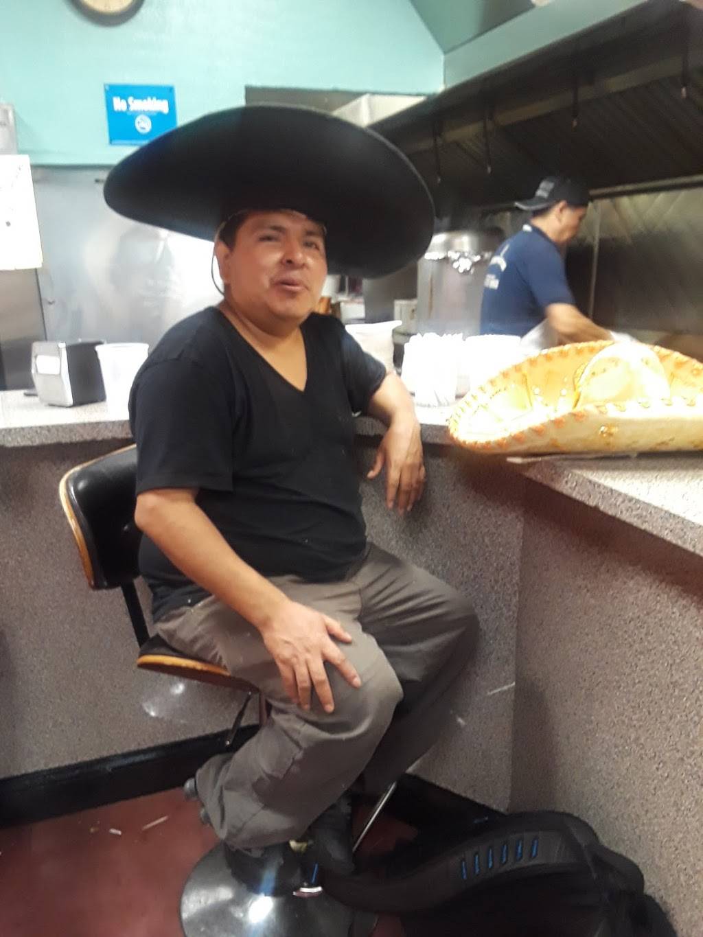 La Espiguita | restaurant | 3244 31st St, Astoria, NY 11106, USA | 7187771993 OR +1 718-777-1993