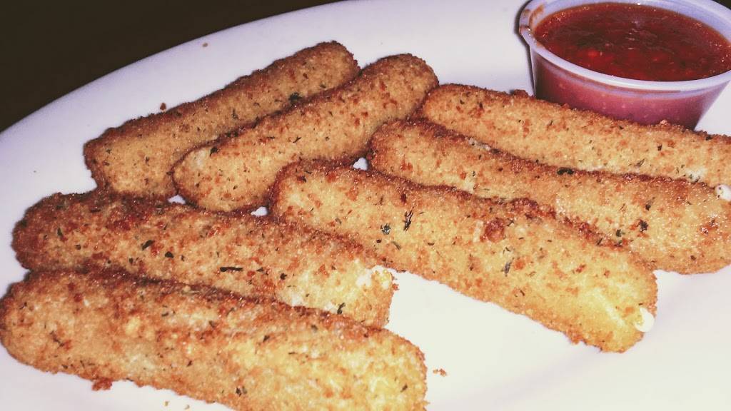 Pequods Pizza | restaurant | 8520 Fernald Ave, Morton Grove, IL 60053, USA | 8474709161 OR +1 847-470-9161