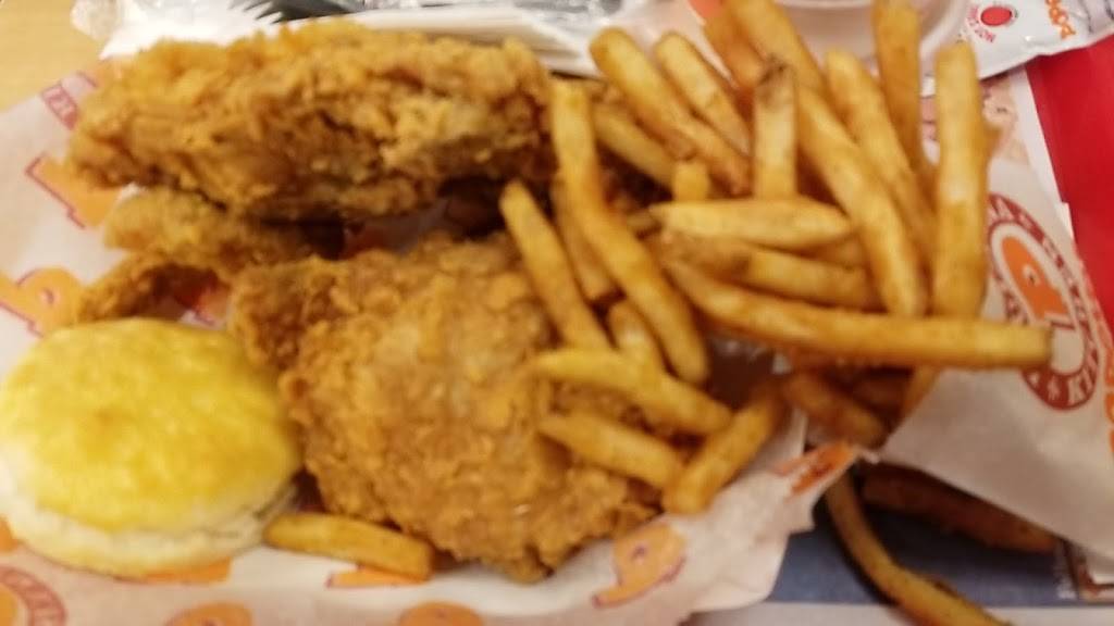 Popeyes Louisiana Kitchen | restaurant | 1860 N Perris Blvd, Perris, CA 92571, USA | 9514900475 OR +1 951-490-0475