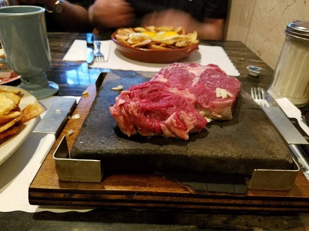 Sagres Restaurant | restaurant | 172 Maple St, Naugatuck, CT 06770, USA | 2037295064 OR +1 203-729-5064