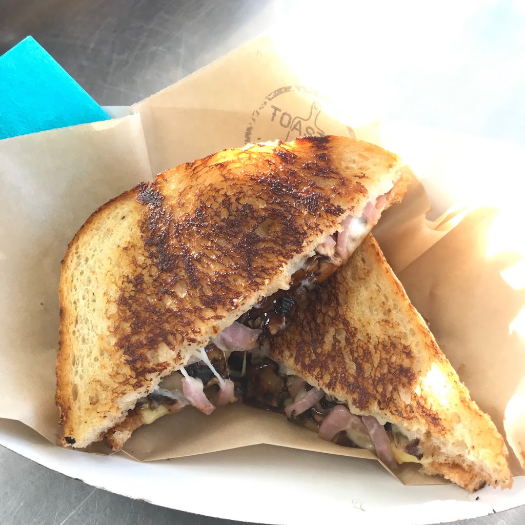 Toasted Artisan Grilled Cheese | restaurant | 315 Mid Vly Ctr, Carmel-By-The-Sea, CA 93923, USA | 8312938290 OR +1 831-293-8290