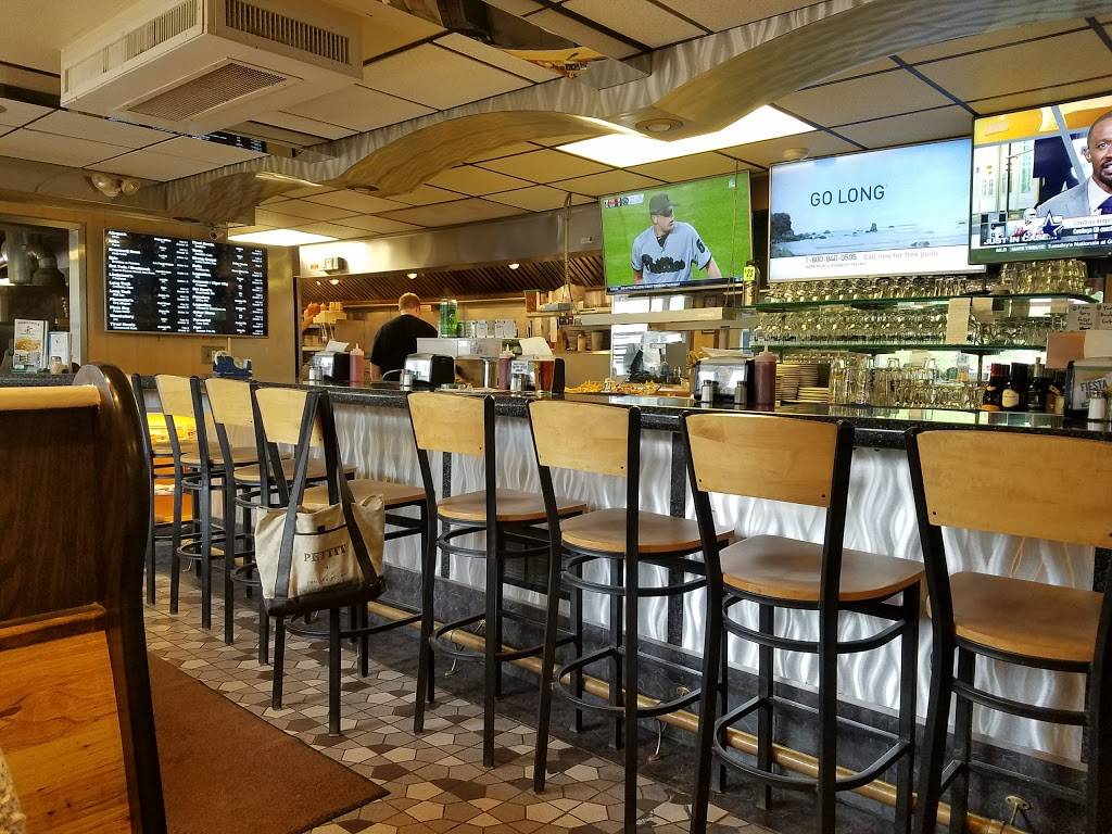 Pinocchios Restaurant | meal delivery | 131 E Baltimore Ave, Media, PA 19063, USA | 6105667767 OR +1 610-566-7767