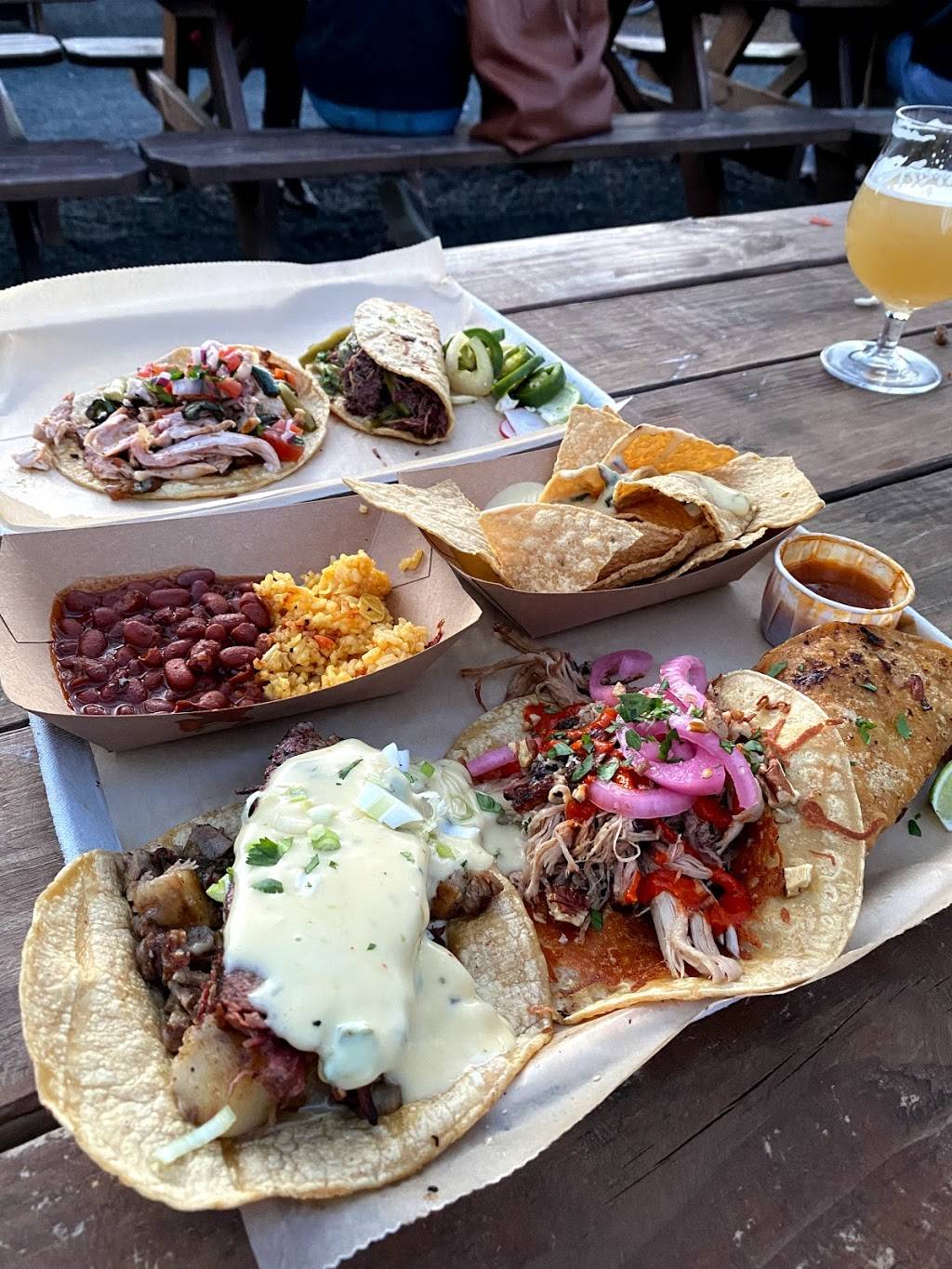 Taco Bronco | restaurant | 3220 Manor Rd, Austin, TX 78723, USA | 5125712326 OR +1 512-571-2326