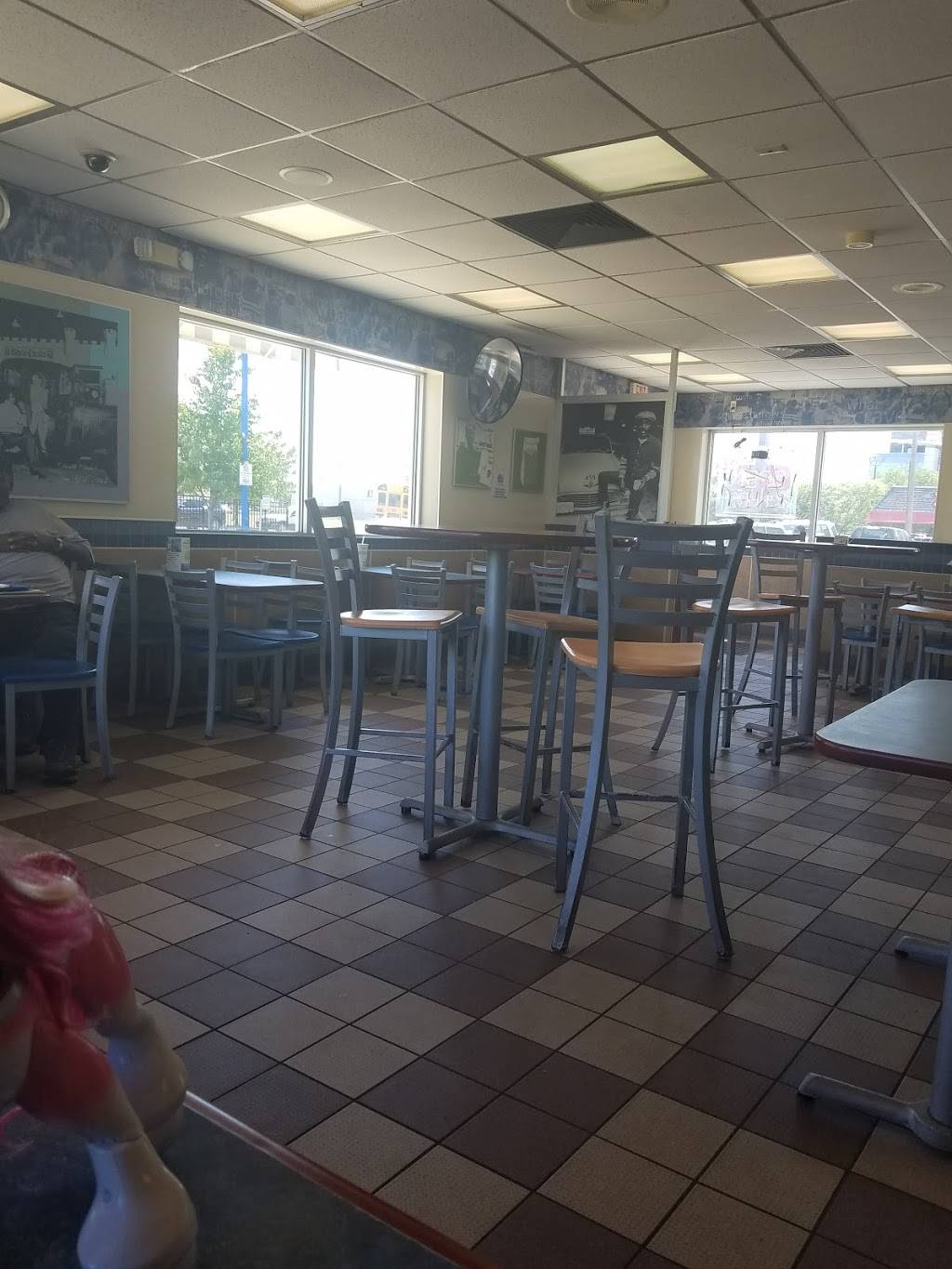 White Castle | restaurant | 102 W 16th St, Indianapolis, IN 46202, USA | 3179261424 OR +1 317-926-1424